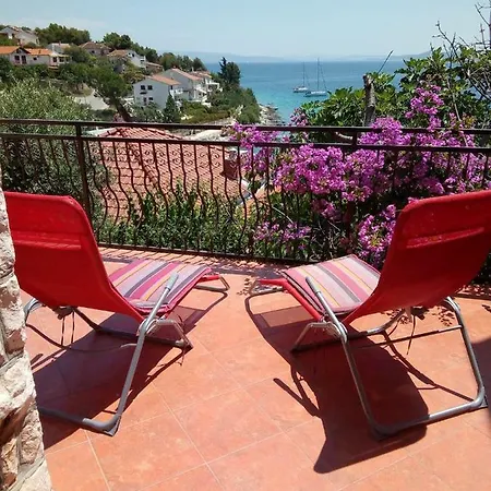 Pogled Apartment *